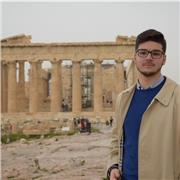 Laureando in Storia delle Relazioni Internazionali alla London School of Economics